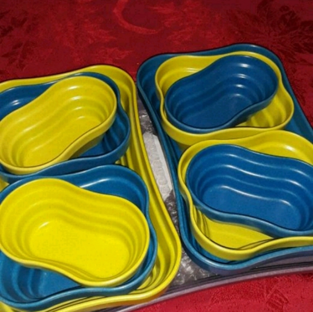 NWOT Interstacking Bowl Set 10pc